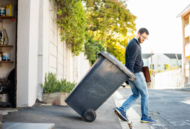 Best Garage Cleanout Services  in Pipestone, MN